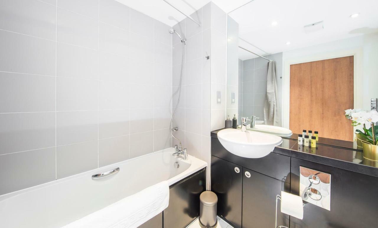 First Stay Apartments - The West Suite Birmingham Buitenkant foto